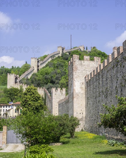 Long city wall with fortified towers