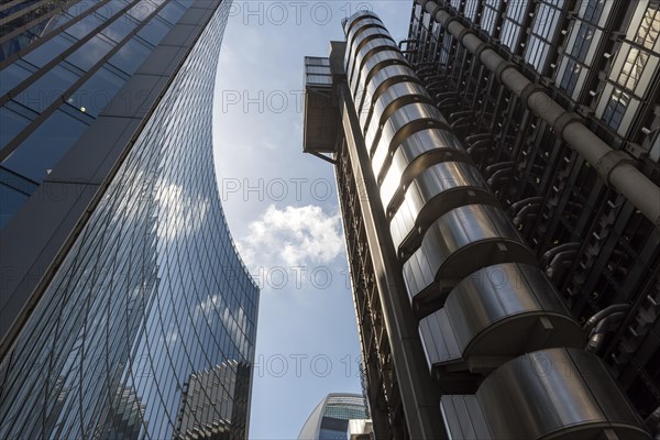 Low-angle view of Willis and Lloyd's