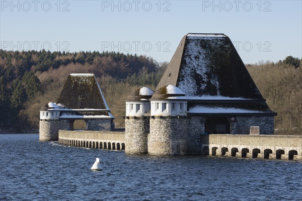 Dammed Mohnesee in front of a dam