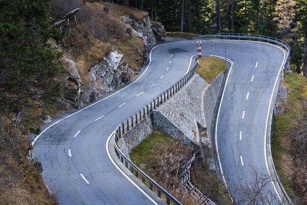 Hairpin bend