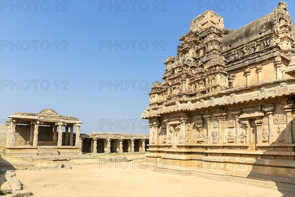 Hazara Rama temple inside