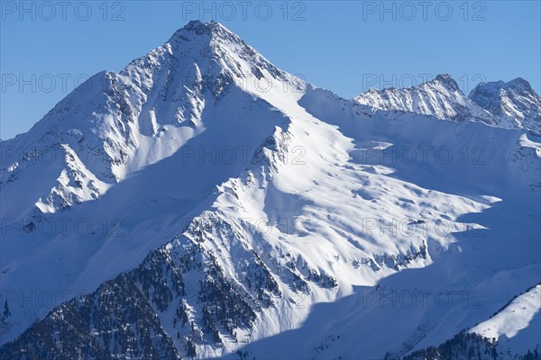 Mountain Ahornspitze in winter