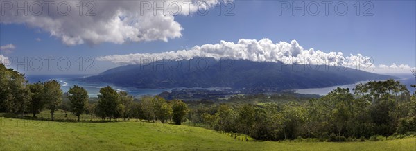 Viewpoint Belverdere de Plateau de Taravao
