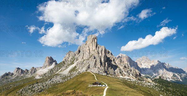 Passo Giau with La Gusela peak