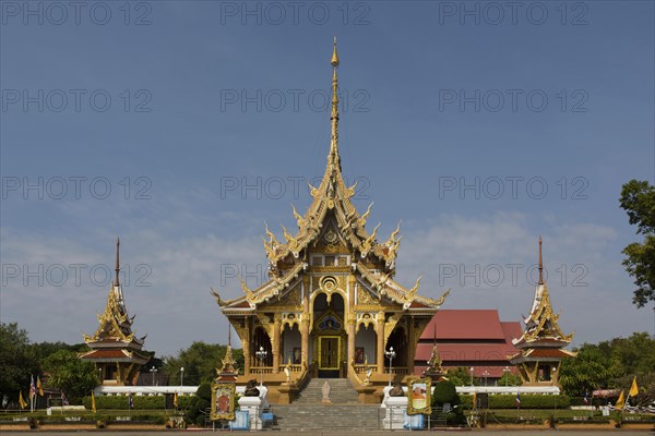 Saint Bot of Wat Pa Saeng Arun