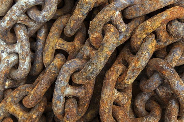 Rusty iron chain