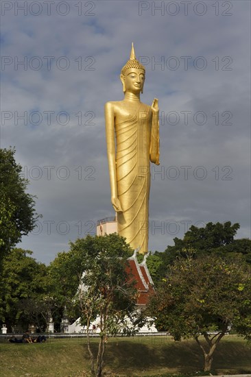 60m high gilded Buddha statue Luang Phaw Dto in Wat Burapha Phiram