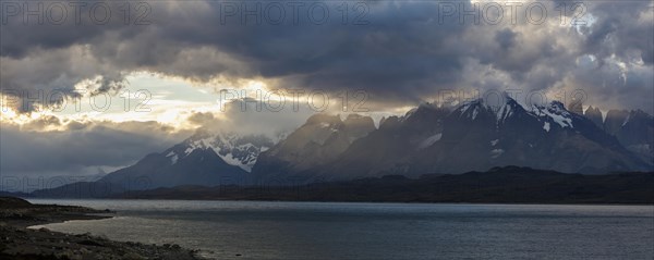 Glacial lake Sarmiento de Gamboa with the Cordillera del Paine mountain group in the evening light