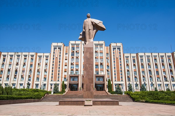 Transnistria parliament building with statue of Vladimir Lenin