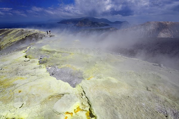 Sulfur fumaroles and chloride crusts on the crater rim