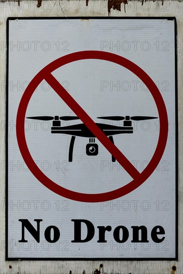 Prohibition sign No Drone