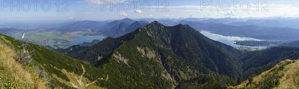 Herzogstand in front of Lake Kochel and Walchensee with Rabenkopf