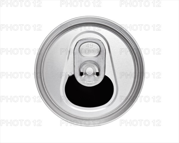 Drinks can top with ring pull