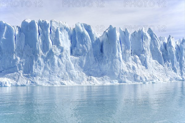 Glacier Perito Moreno at the turquoise lake Lago Argentino