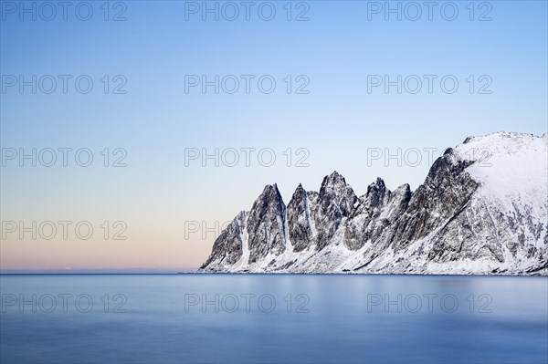 Mountain peaks at Tungeneset