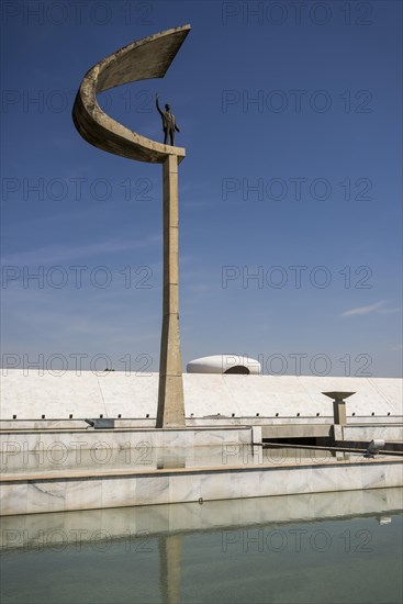 Juscelino Kubitschek Monument