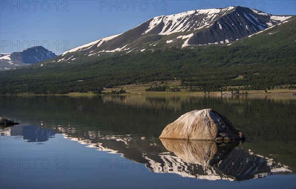 Khoton Lake