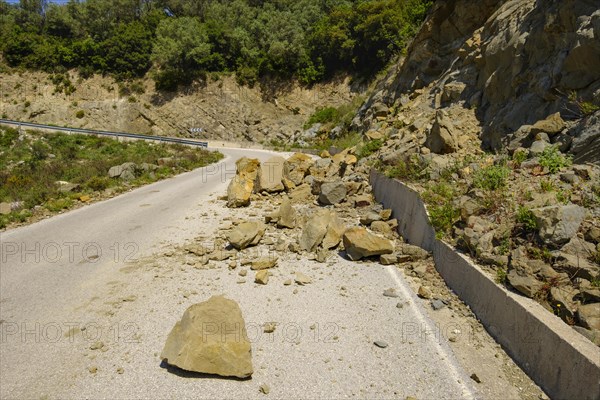 Rock fall on highway