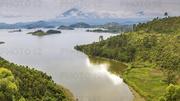 Lake Mutanda