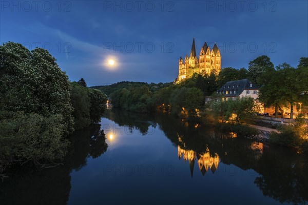 Late Romanesque and Early Gothic Limburg Cathedral of St George or St George above the Lahn