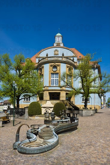 Town Hall and Musicians' Fountain