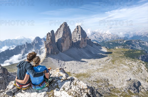 Pair at the summit of the Paternkofel