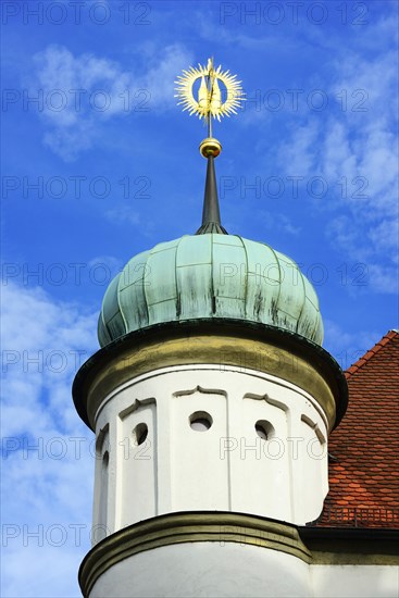 Spire of the gender house Goldener Turm