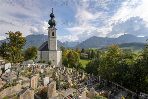 Parish church St. Georg with cemetery