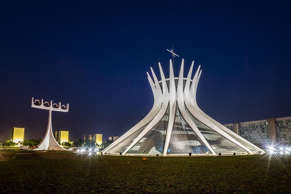 Cathedral Catedral Metropolitana Nossa Senhora Aparecida at night