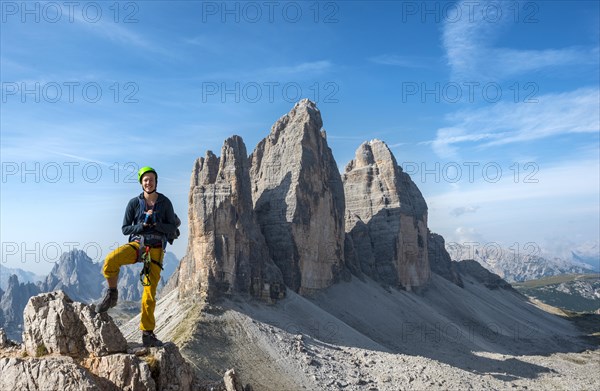 Hikers on the via ferrata to Paternkofel