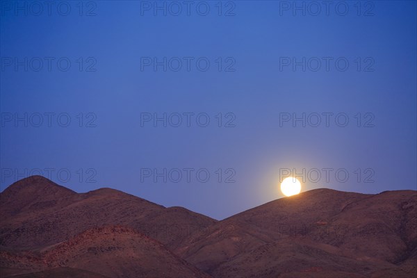 Moonrise over the mountains