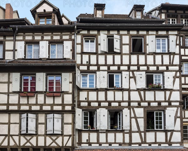 Houses in Rue des Tanneurs