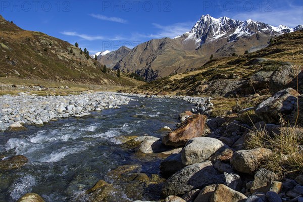 Riffler Bach and mountain peaks