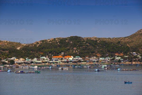 Coast with floating houses