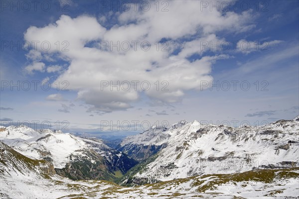 View from the Hochtor into the Seidlwinkel valley