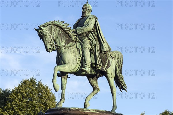 Equestrian monument Friedrich Franz II inaugurated in 1871