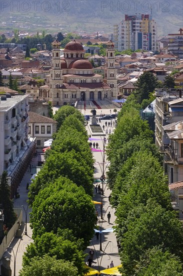 Pedestrian promenade
