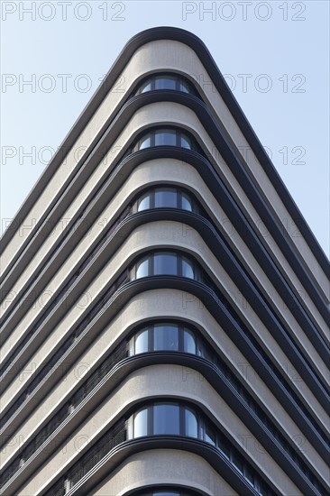 Triangular office tower