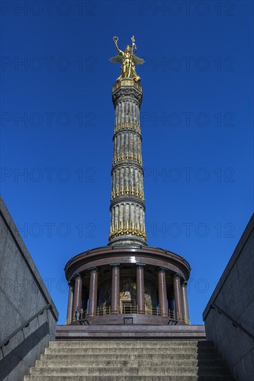 Victory Column with Victoria