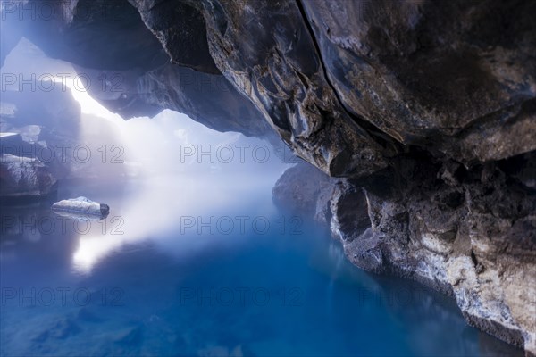 Grjotagja Lava cave