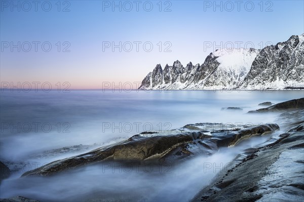 Mountain peaks at Tungeneset