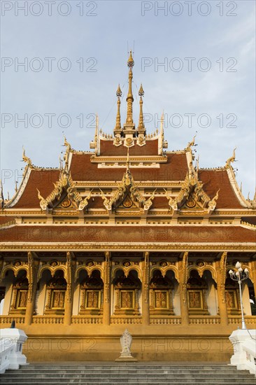 Saint Bot of Wat Pa Saeng Arun