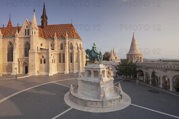 Picture of King Stephan I with St. Matthew's Church