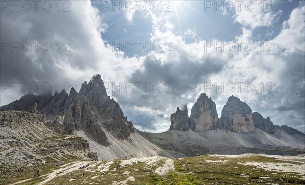 Patternkofel and northern walls of the Three Peaks of Lavaredo