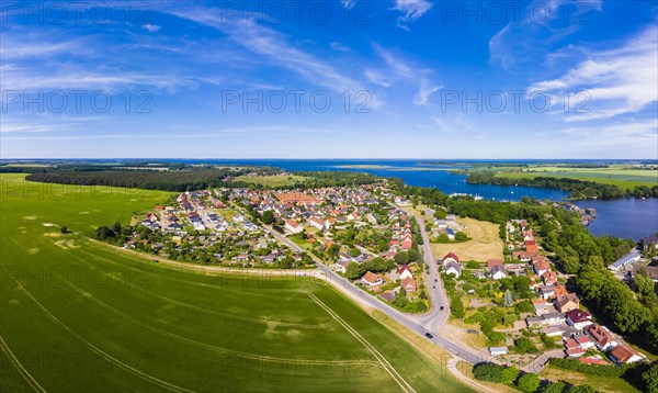 Harbour entrance to Muritz Lake