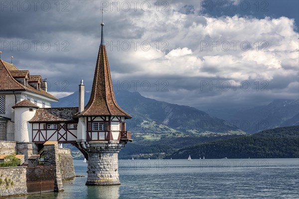 Oberhofen Castle