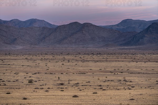 Dry landscape of the Naukluft mountains