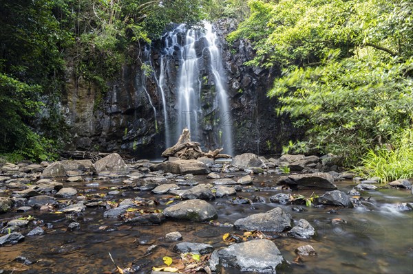 Ellinjaa waterfall