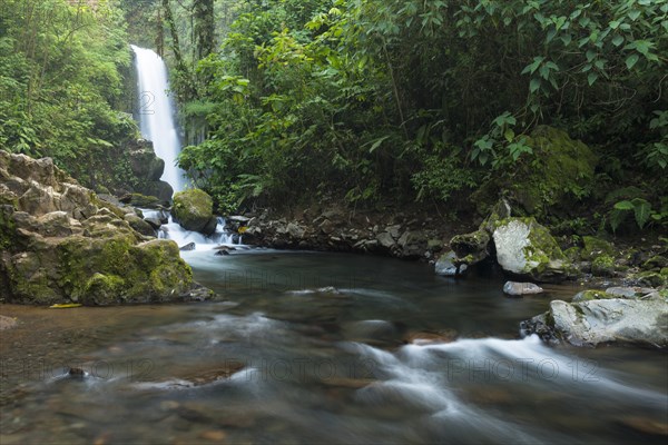 La Paz Waterfalls