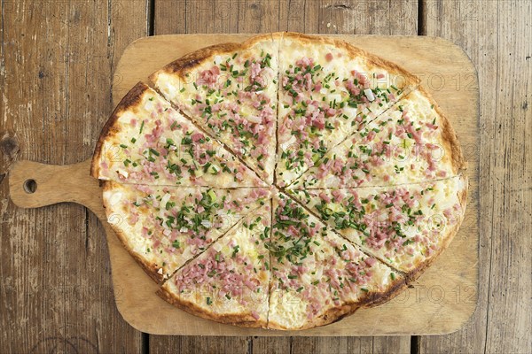 Original Alsatian Flammkuchen